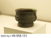 TAIPEI, TAIWAN - December 14 : Antiques are displayed in Taipei’s National Palace Museum on December 14, 2016 in Taipei, Taiwan, Asia. Редакционное фото, агентство Ingram Publishing / Фотобанк Лори