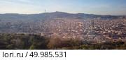 Barcelona city aeral panoramic view from the mountain, Spain. Barcelona city aeral panoramic view. Стоковое фото, агентство Ingram Publishing / Фотобанк Лори