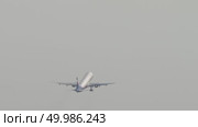 Aeroplane of Aeroflot take off, side view (2024 год). Редакционное видео, видеограф Игорь Жоров / Фотобанк Лори
