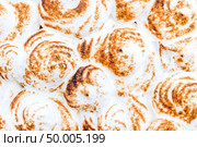 Top view on sweet meringue cake tart background. Стоковое фото, агентство Ingram Publishing / Фотобанк Лори
