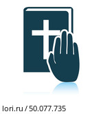 Hand on Bible icon. Shadow reflection design. Vector illustration. Стоковая иллюстрация, агентство Ingram Publishing / Фотобанк Лори
