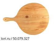 Wooden pizza or bread cutting board at white background, top view. Стоковое фото, агентство Ingram Publishing / Фотобанк Лори
