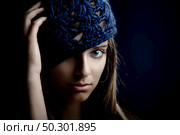 Close-up portrait of a beautiful and young woman. Стоковое фото, агентство Ingram Publishing / Фотобанк Лори