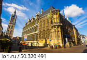 Ghent, Belgium - August 06, 2022: Buildings of Ghent City Hall and Town Hal. Редакционное фото, фотограф Яков Филимонов / Фотобанк Лори