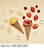 top view delicious ice cream with strawberries. Resolution and high quality beautiful photo. top view delicious ice cream with strawberries. High quality and resolution beautiful photo concept. Стоковое фото, агентство Ingram Publishing / Фотобанк Лори