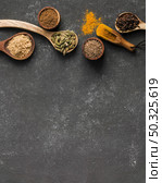 top view spices frame with copy space. Resolution and high quality beautiful photo. top view spices frame with copy space. High quality and resolution beautiful photo concept. Стоковое фото, агентство Ingram Publishing / Фотобанк Лори