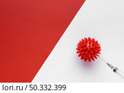 top view virus with syringe copy space. High resolution photo. top view virus with syringe copy space. High quality photo. Стоковое фото, агентство Ingram Publishing / Фотобанк Лори