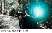 magician showing wizardry woods. Стоковое фото, агентство Ingram Publishing / Фотобанк Лори
