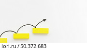 black arrow bouncing off blocks . Стоковое фото, агентство Ingram Publishing / Фотобанк Лори
