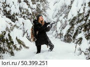 portrait young woman winter day 12. Стоковое фото, агентство Ingram Publishing / Фотобанк Лори