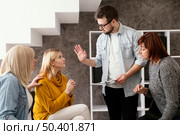 group people therapy session 2. Стоковое фото, агентство Ingram Publishing / Фотобанк Лори