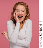 portrait woman laughing 6. Стоковое фото, агентство Ingram Publishing / Фотобанк Лори