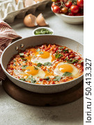 high angle egg jewish meal pan. Стоковое фото, агентство Ingram Publishing / Фотобанк Лори