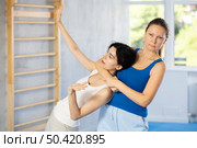 women practice precise chokehold. Стоковое фото, фотограф Яков Филимонов / Фотобанк Лори
