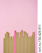 biodegradable paper straws copy space. Стоковое фото, агентство Ingram Publishing / Фотобанк Лори
