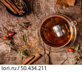 front view tea glass with cinnamon. Стоковое фото, агентство Ingram Publishing / Фотобанк Лори