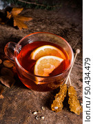 high angle tea with lemon slices crystallized sugar. Стоковое фото, агентство Ingram Publishing / Фотобанк Лори