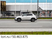 Hyundai Creta SUV car on the city road. Fast moving silver crossover on urban highway. Compliance with speed limits on the road. Редакционное фото, фотограф Константин Григорьев / Фотобанк Лори