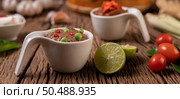 Nam phrik kapi  with Chili and Lemon on wooden floor. Стоковое фото, агентство Ingram Publishing / Фотобанк Лори