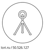 Led ring lamp on tripod with smartphone for phone studio photo light podcast concept equipment for streaming video icon in circle round black color vector illustration image outline contour line thin style simple. Led ring lamp on tripod with smartphone for phone studio photo light podcast concept equipment for streaming video icon in circle round black color vector illustration image outline contour line thin style. Стоковая иллюстрация, агентство Ingram Publishing / Фотобанк Лори