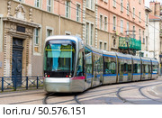 Modern tram of Grenoble - France, Rhone-Alpes. Стоковое фото, агентство Ingram Publishing / Фотобанк Лори