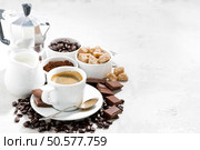 fresh coffee, chocolates and sweets on white background, horizontal. Стоковое фото, агентство Ingram Publishing / Фотобанк Лори