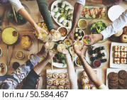 Friends Happiness Enjoying Dinning Eating Concept. Стоковое фото, агентство Ingram Publishing / Фотобанк Лори