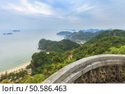 Panorama of Halong Bay from Cat Ba island viewpoint, Vietnam. seascape of Halong Bay, Vietnam. Стоковое фото, агентство Ingram Publishing / Фотобанк Лори