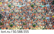 Colorful painted buildings of Favela  in Rio de Janeiro Brazil. Стоковое фото, агентство Ingram Publishing / Фотобанк Лори