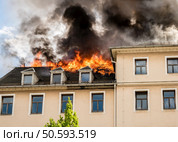 Roof truss in flames. Стоковое фото, агентство Ingram Publishing / Фотобанк Лори