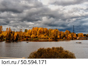 Autumn landscape of the northern harbor in Vyborg. Стоковое фото, фотограф Владимир Ушаров / Фотобанк Лори