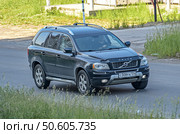 Автомобиль Volvo XC90. Редакционное фото, фотограф Анатолий Володин / Фотобанк Лори