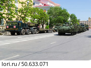 Военная техника на улице Мира, подготовка к параду Победы. Волгоград, Россия. (2024 год). Редакционное фото, фотограф Андрей Цыганков / Фотобанк Лори