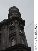 Доходный дом Иоффа на пяти углах⁠⁠ в Санкт-Петербурге (2024 год). Редакционное фото, фотограф Сергеев Валерий / Фотобанк Лори
