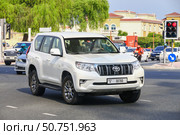 Toyota Land Cruiser Prado 150 (2024 год). Редакционное фото, фотограф Art Konovalov / Фотобанк Лори