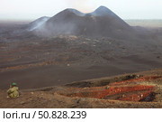 Scoria cone on Nyamuragira Volcano, Democratic Republic of Congo. Стоковое фото, фотограф Richard Roscoe/Stocktrek Images / ТАСС / Фотобанк Лори