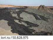 Basaltic lava flow from pit crater, Erta Ale volcano caldera, Danakil Depression, Ethiopia. Стоковое фото, фотограф Richard Roscoe/Stocktrek Images / ТАСС / Фотобанк Лори