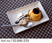 Delicate vanilla caramel flan served with whipped cream. Стоковое фото, фотограф Яков Филимонов / Фотобанк Лори