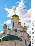 Церковь преподобного Серафима Саровского. Город Тюмень (2018 год). Стоковое фото, фотограф Александр Тараканов / Фотобанк Лори