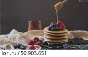 Pancake Stack with Fresh Berries. Стоковое видео, видеограф Boris Vasilenko / Фотобанк Лори
