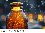 Close-up of a glass bottle with an amber-colored drink covered with drops of condensation. In the background there is a warm bokeh of orange lights, creating a cozy and atmospheric composition. The bottle is closed with a metal cap. The image is perfect for advertising campaigns of drinks, beer brands, refreshing products, summer marketing and visual solutions related to bar culture or parties. Стоковое AI-изображение, AI-художник Анна Кривицкая / Фотобанк Лори