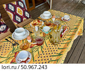 Breakfast in a Provencal-style country house in summer. Стоковое фото, фотограф Соболева Наталия / Фотобанк Лори