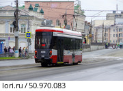 Трамвай УТМ 71-412 №404, проспект Ленина, город Нижний Тагил, Свердловская область. Редакционное фото, фотограф Алексей Иванов / Фотобанк Лори
