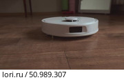 Convenience and comfort cleaning happens automatically without human involvement for a tidy home environment. Стоковое видео, видеограф Svetlana Golovco / Фотобанк Лори