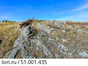 Древние горы, Хакасия (2022 год). Редакционное фото, фотограф Александр Галинский / Фотобанк Лори