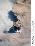 A volcanic plume of Raikoke Volcano on the Kuril Islands rising in a narrow column. Стоковое фото, фотограф Stocktrek Images, Inc. / ТАСС / Фотобанк Лори