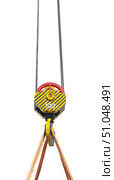 Крюк подъемного крана на белом фоне. Crane hook on a white background. Стоковое фото, фотограф Татьяна Д / Фотобанк Лори
