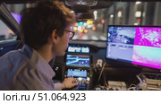 Innovative night driving technology showcased in urban environment with interactive dashboard. Стоковое AI-видео, аниматор Сергей Толмачёв / Фотобанк Лори