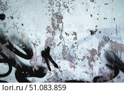 Urban Grunge Texture with Abstract Graffiti Spray for Edgy 2000s Design. Стоковое фото, фотограф Александра Конопля / Фотобанк Лори