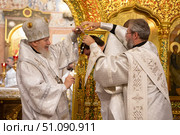 Священническая хиротония в Троицком соборе города Реутов. Редакционное фото, фотограф Дмитрий Неумоин / Фотобанк Лори
